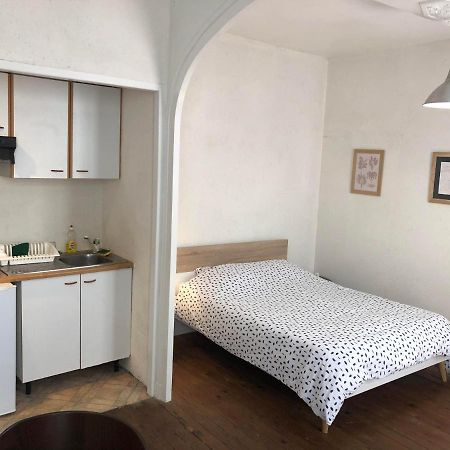 Coeur De Ville Appartement Meuble อองเชร์ ภายนอก รูปภาพ