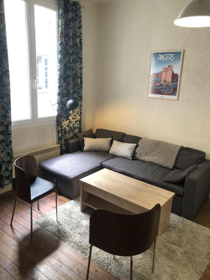Coeur De Ville Appartement Meuble อองเชร์ ภายนอก รูปภาพ