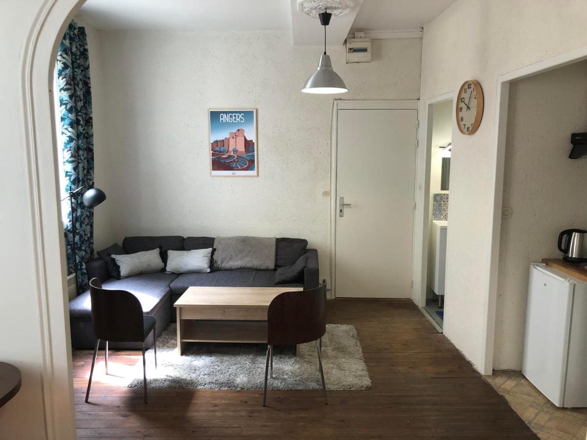 Coeur De Ville Appartement Meuble อองเชร์ ภายนอก รูปภาพ